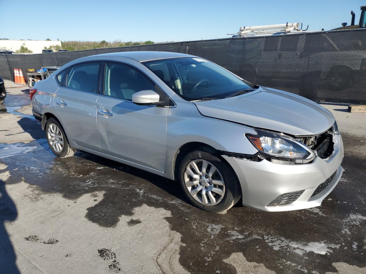 2018 NISSAN SENTRA S - Фото 4