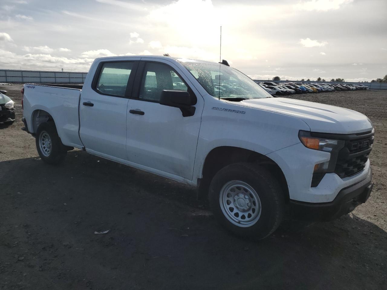 2024 CHEVROLET SILVERADO - Image 4