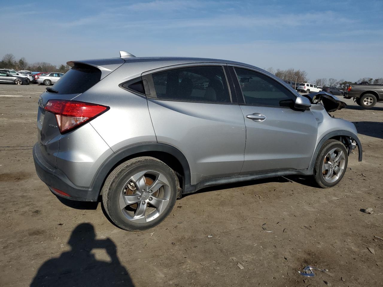 2018 HONDA HR-V LX - Image 3