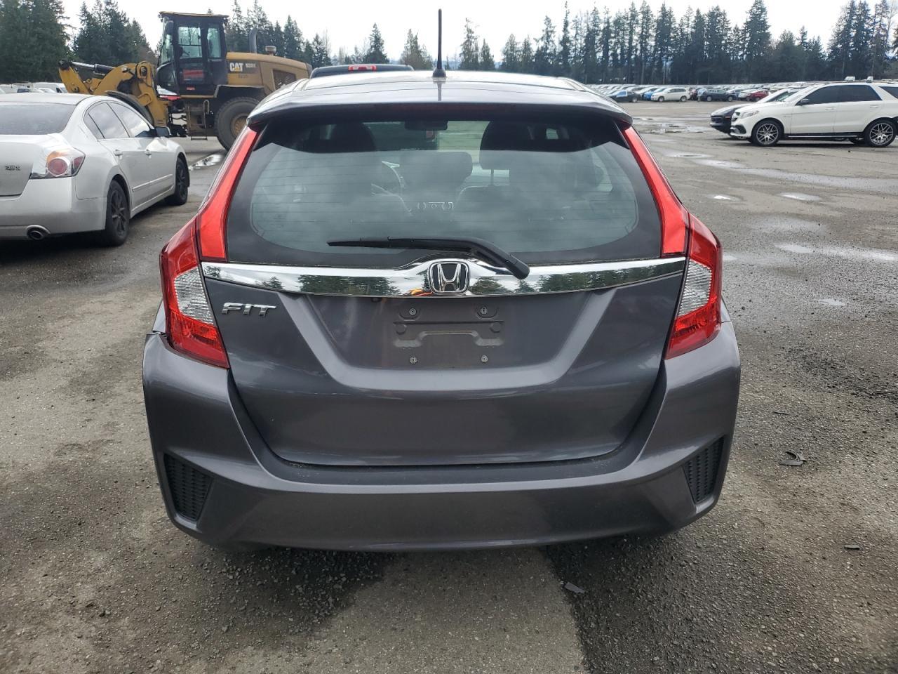 2016 HONDA FIT EX - Image 6