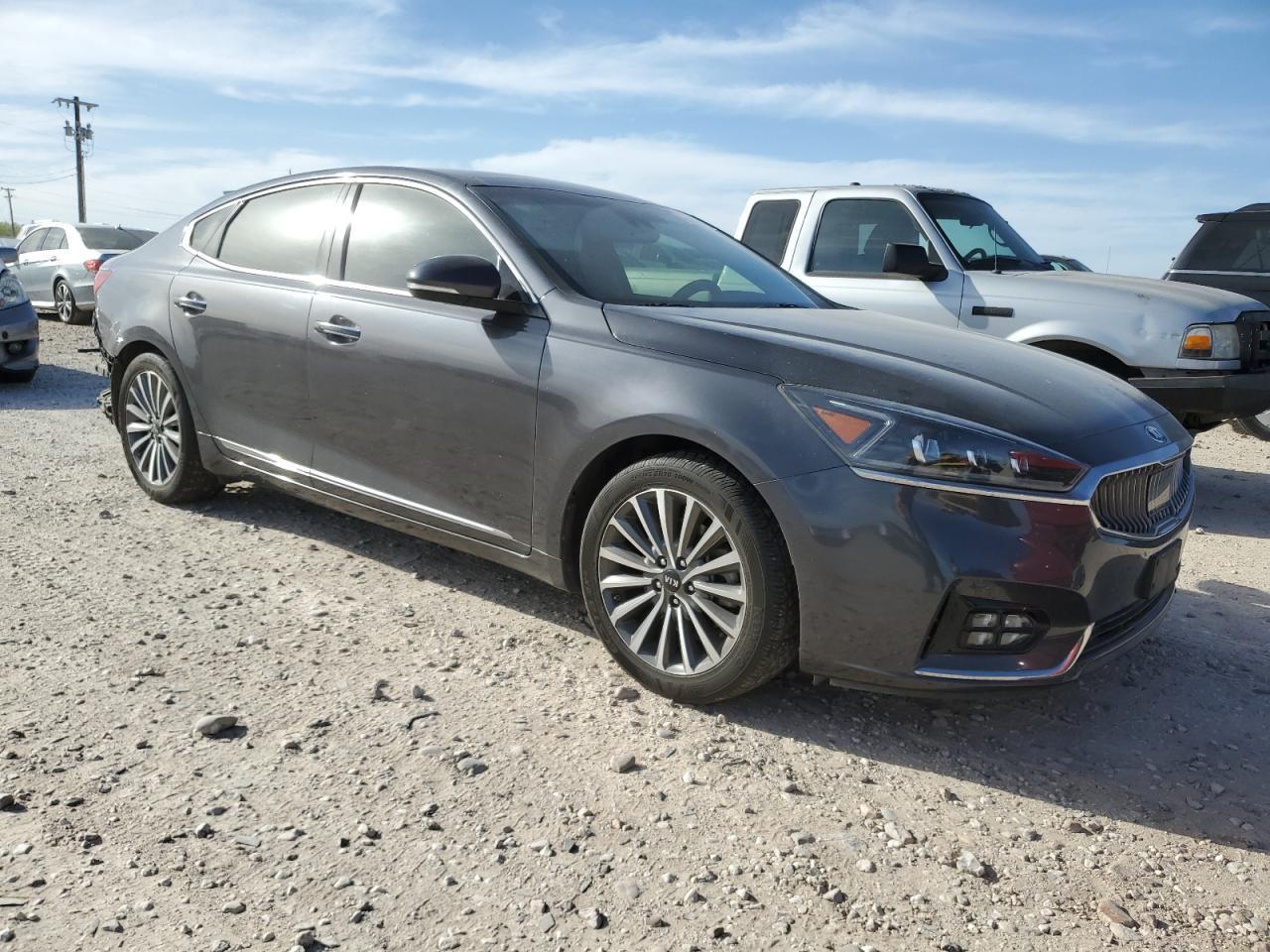 2017 KIA CADENZA PR - Image 4