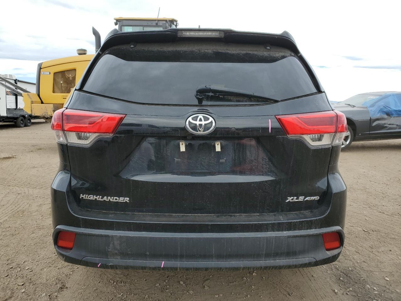2019 TOYOTA HIGHLANDER - Image 6