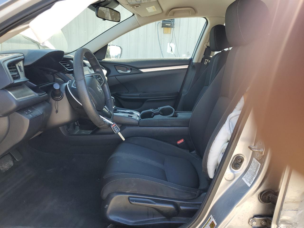 2019 HONDA CIVIC LX - Image 7