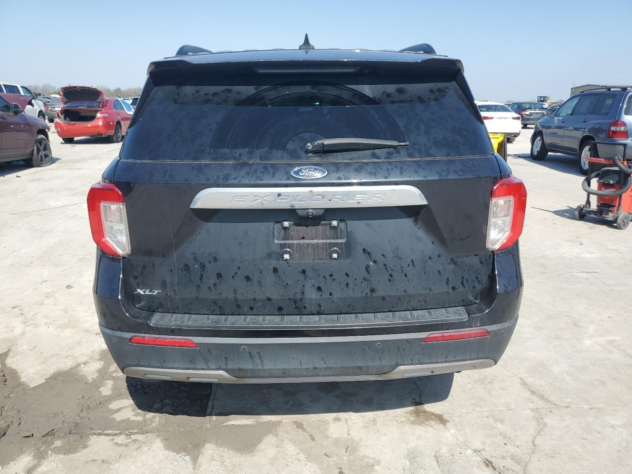 2022 FORD EXPLORER X - Фото 6