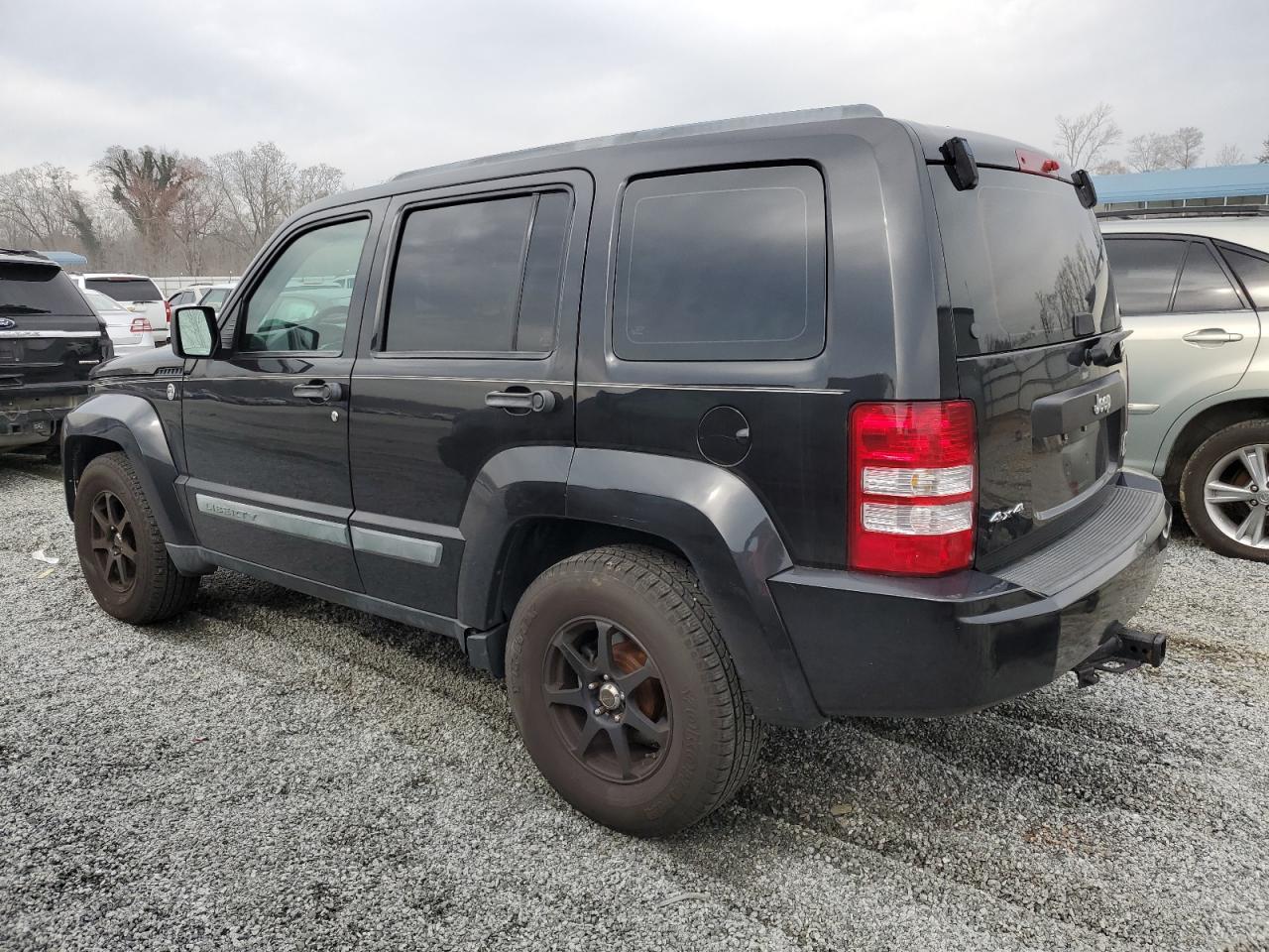 2010 JEEP LIBERTY SP - Фото 2