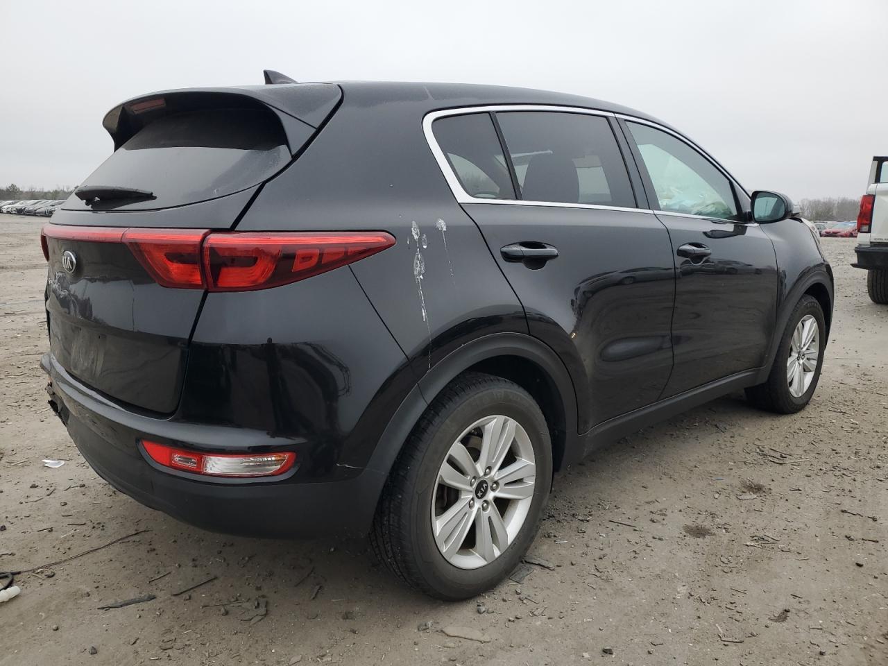 2017 KIA SPORTAGE L - Image 3