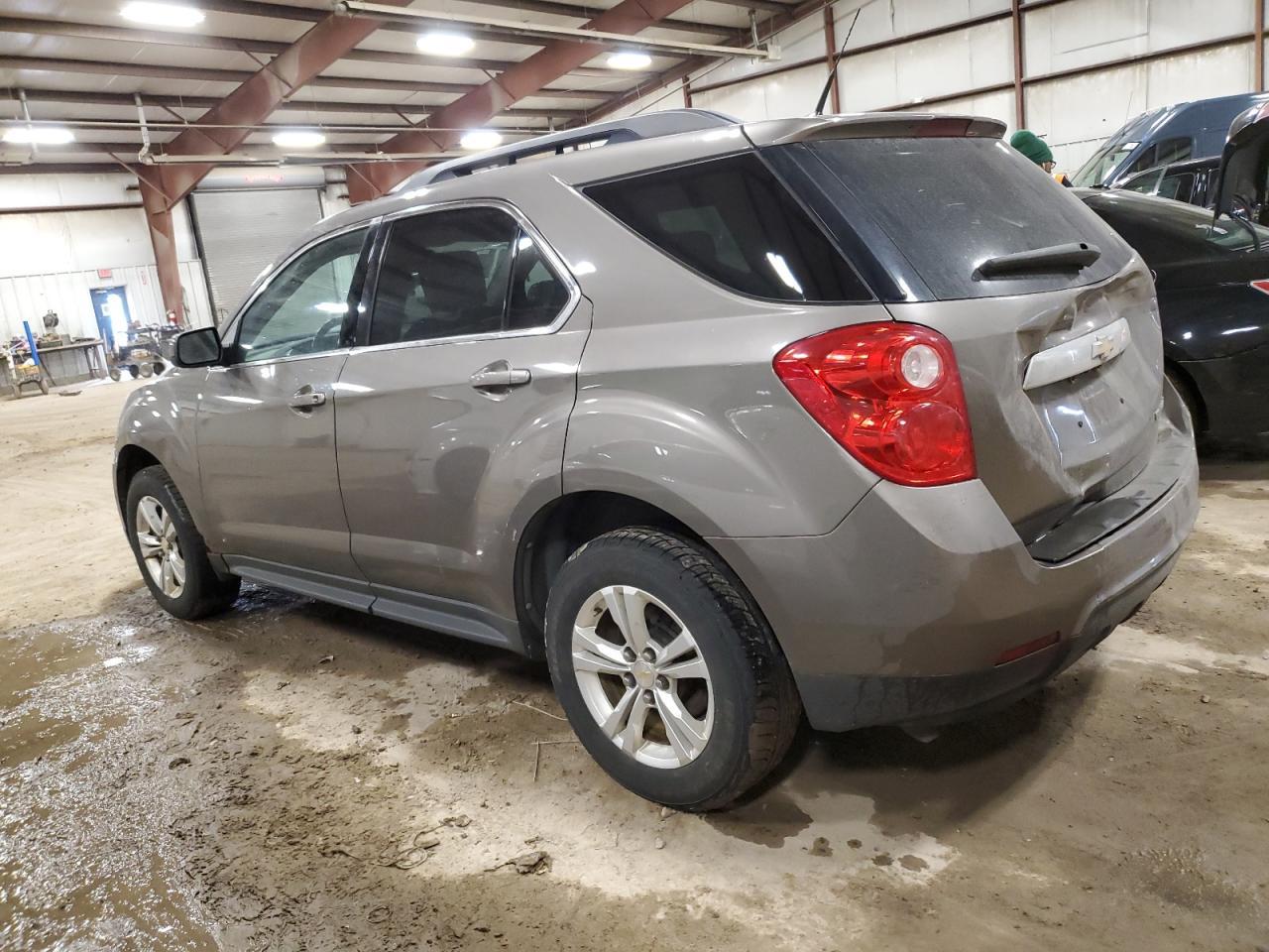 2011 CHEVROLET EQUINOX LT - Image 2