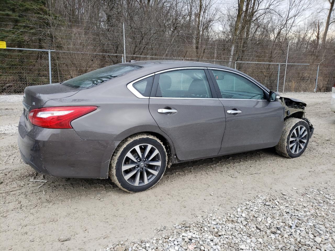 2017 NISSAN ALTIMA 2.5 - Image 3