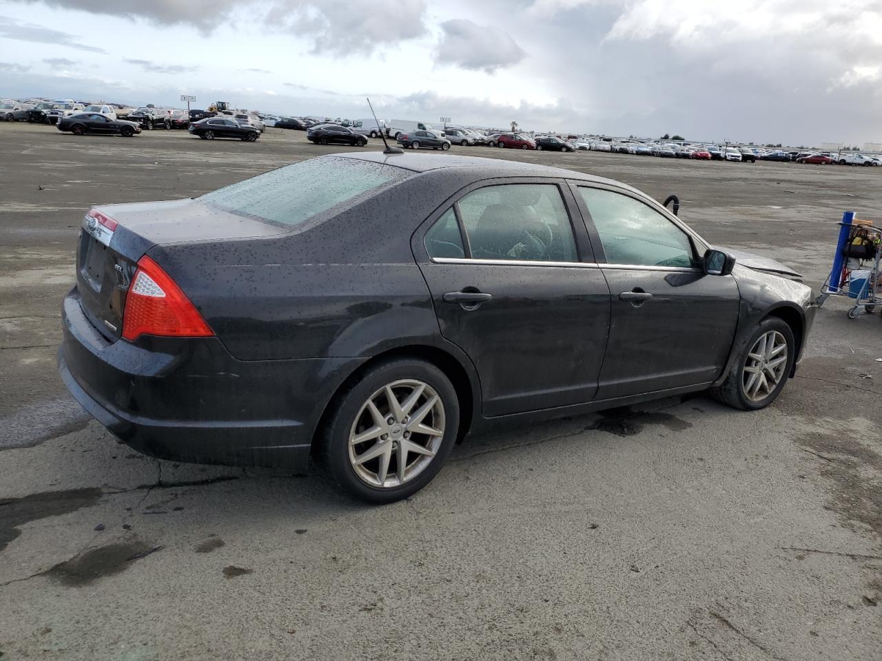 2011 FORD FUSION SEL - Image 3