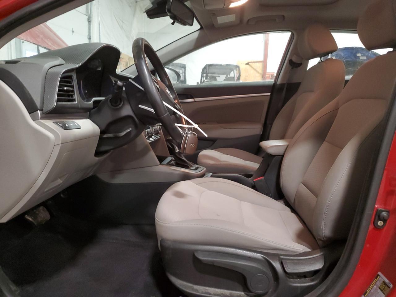2019 HYUNDAI ELANTRA SE - Image 7