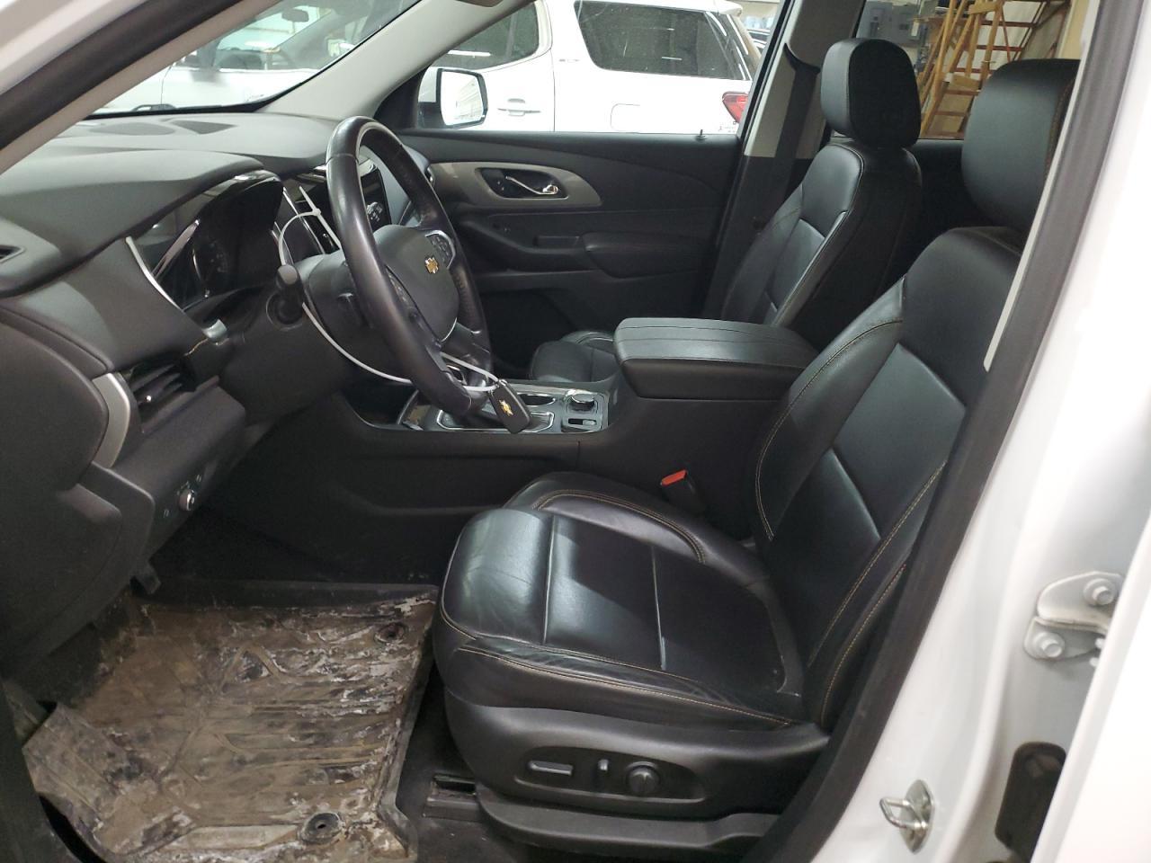 2021 CHEVROLET TRAVERSE L - Фото 7
