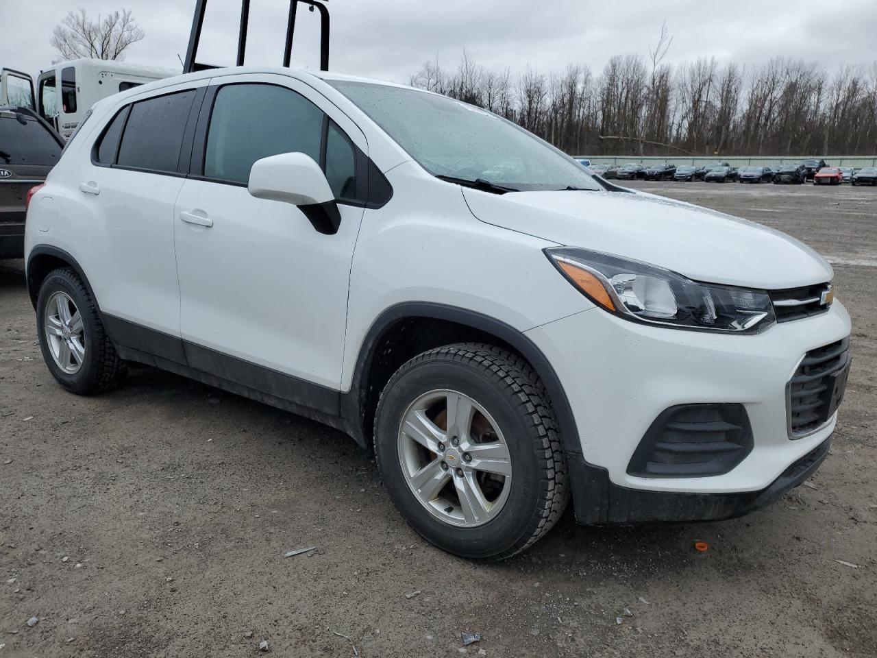 2021 CHEVROLET TRAX LS - Фото 4