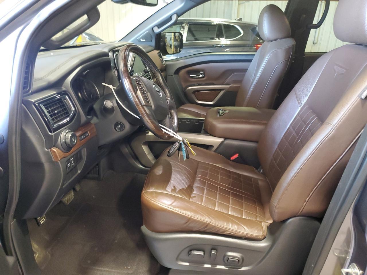 2021 NISSAN TITAN SV - Фото 7