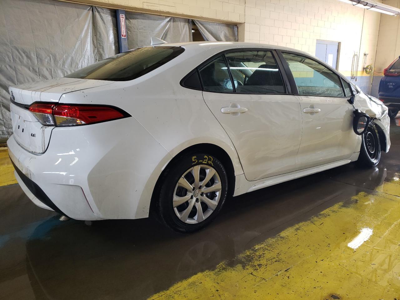 2022 TOYOTA COROLLA LE - Image 3
