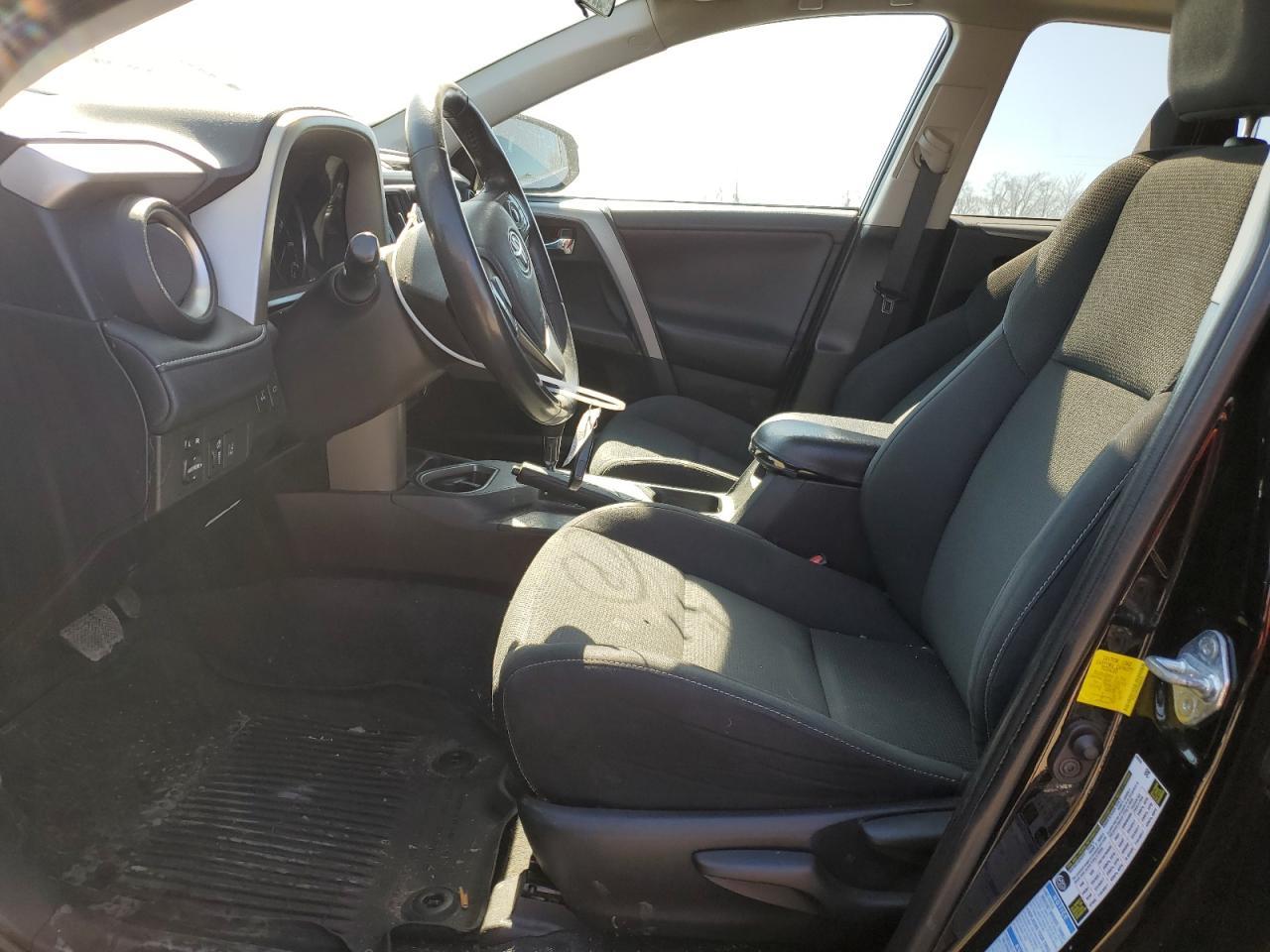 2017 TOYOTA RAV4 XLE - Фото 7