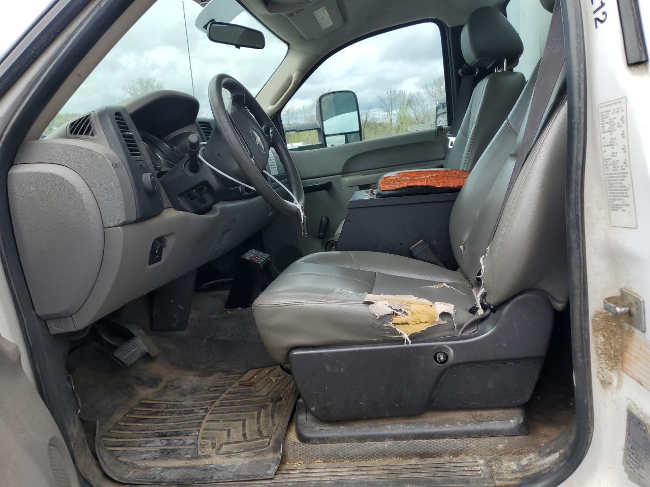 2012 CHEVROLET SILVERADO - Image 5