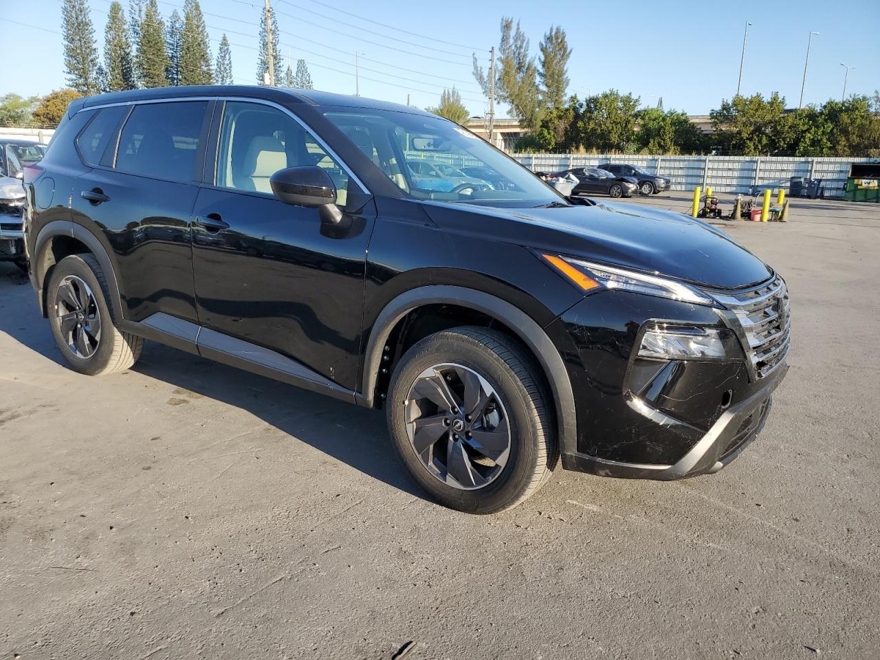 2024 NISSAN ROGUE SV - Фото 4