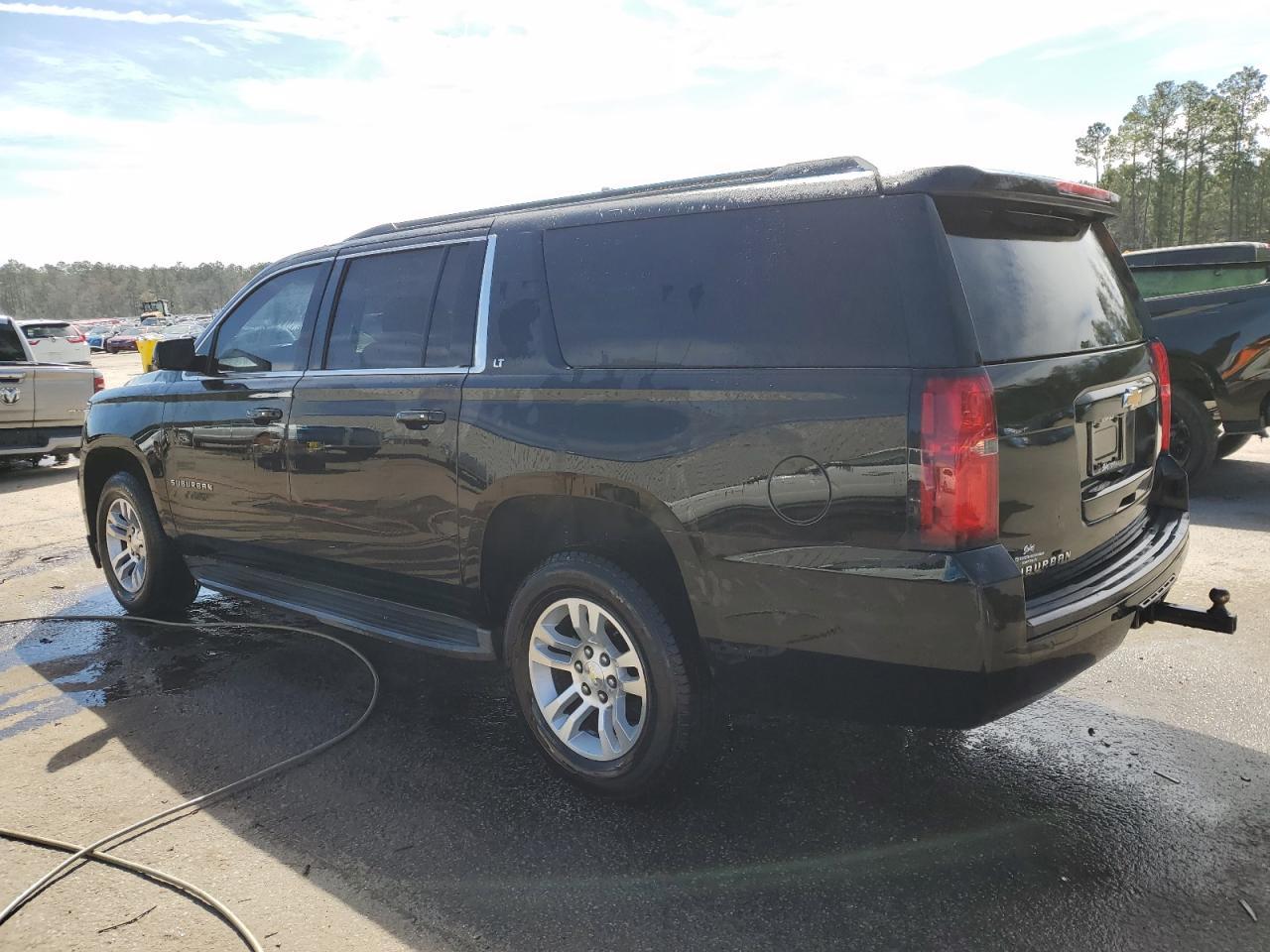 2015 CHEVROLET SUBURBAN C - Фото 2