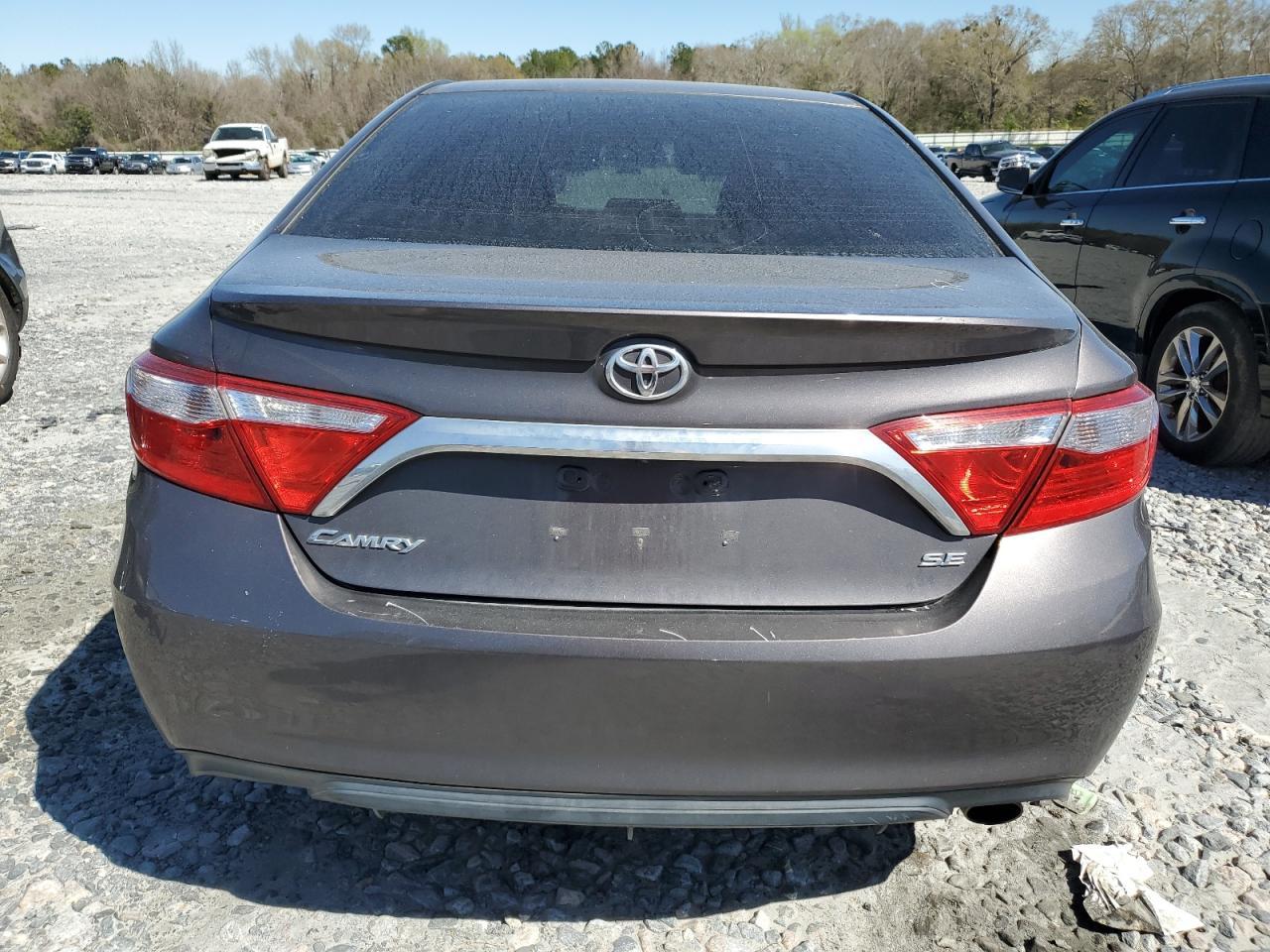 2015 TOYOTA CAMRY LE - Image 6