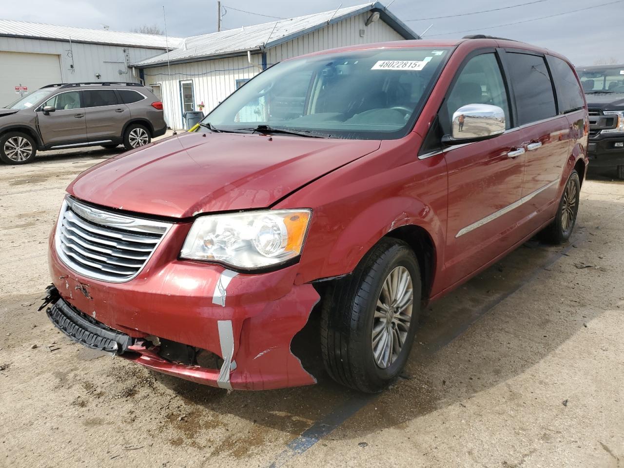 2014 CHRYSLER TOWN & COU