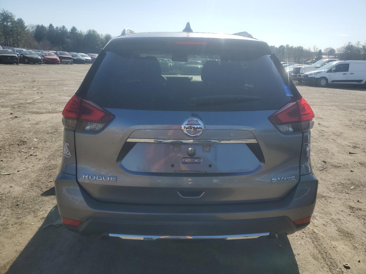 2017 NISSAN ROGUE S - Фото 6