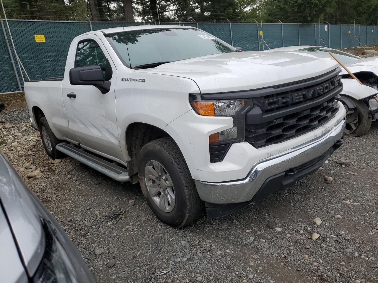 2024 CHEVROLET SILVERADO - Image 4