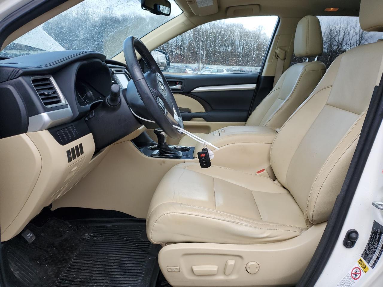 2014 TOYOTA HIGHLANDER - Фото 7