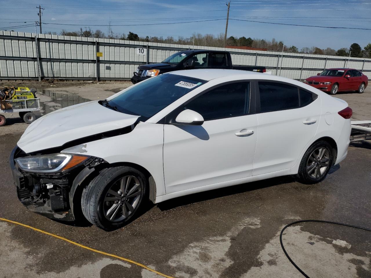 2018 HYUNDAI ELANTRA SE