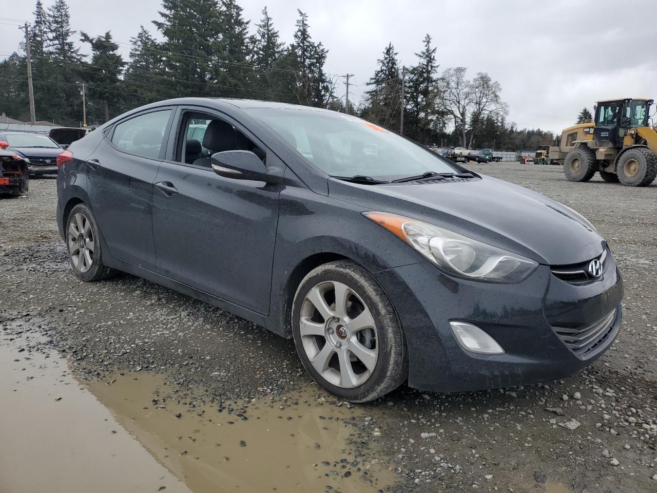 2013 HYUNDAI ELANTRA GL - Image 4