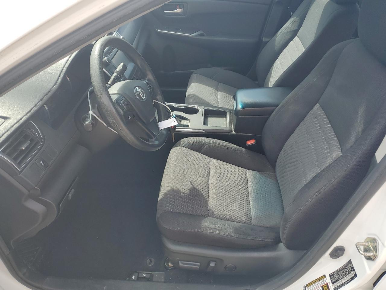 2017 TOYOTA CAMRY LE - Image 7