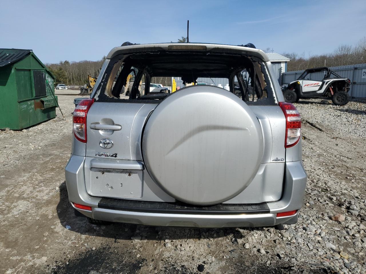 2011 TOYOTA RAV4 - Image 6