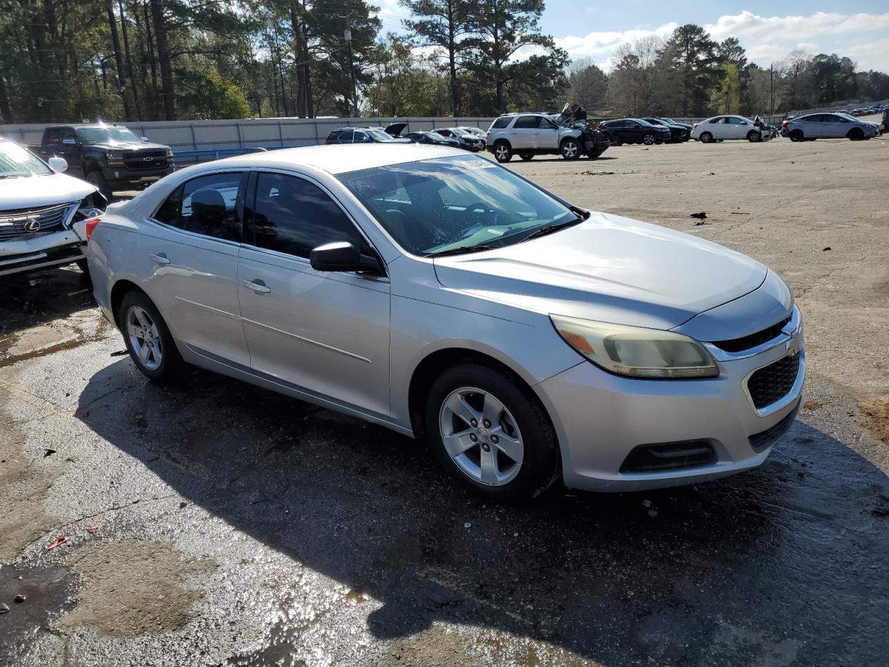 2015 CHEVROLET MALIBU LS - Image 4
