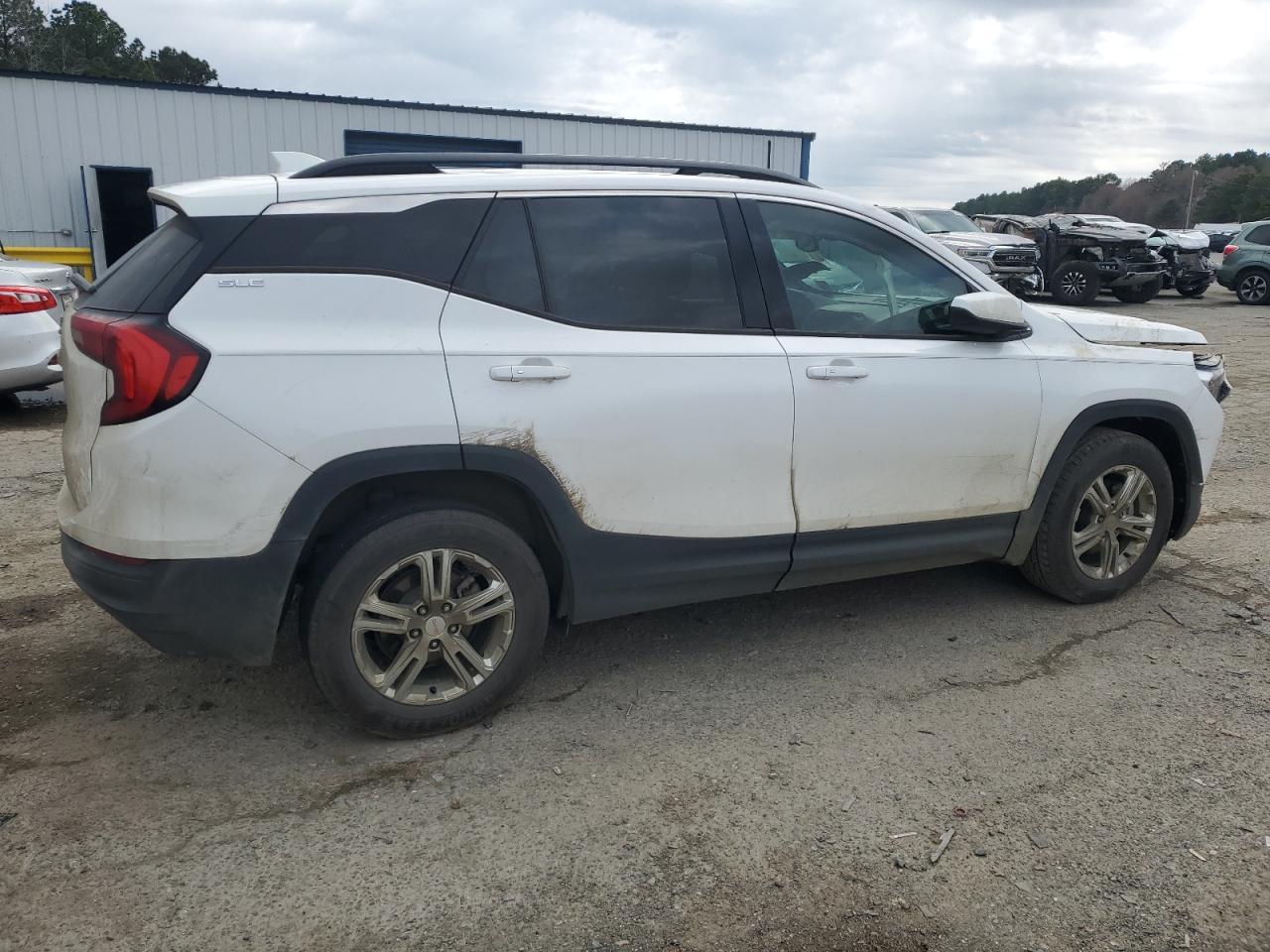 2019 GMC TERRAIN SL - Фото 3
