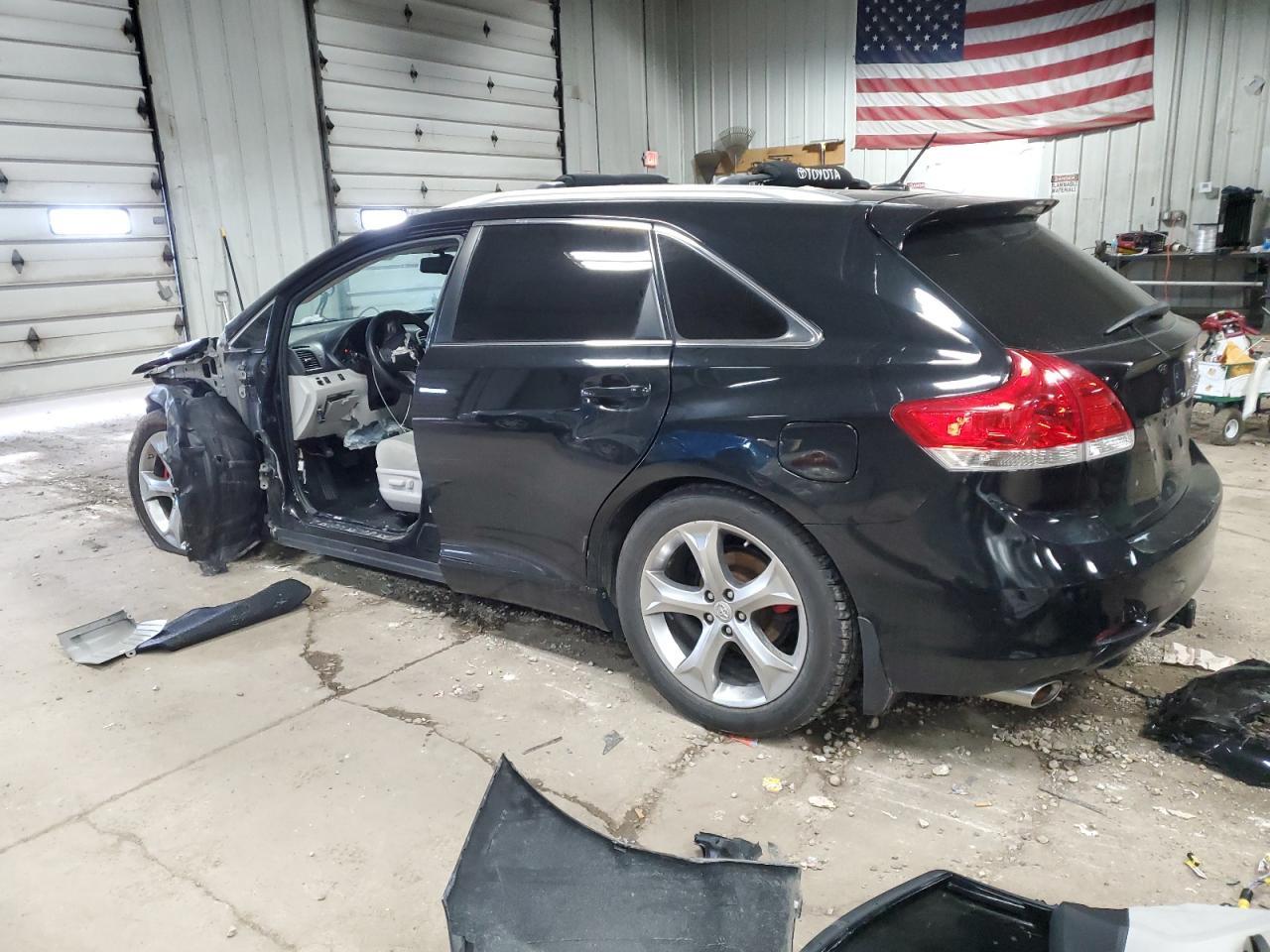 2012 TOYOTA VENZA LE - Фото 2
