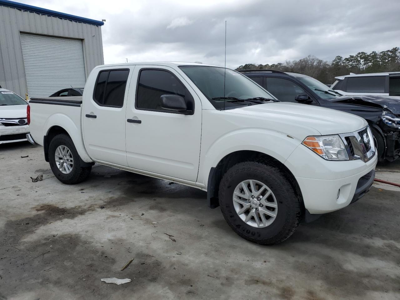 2017 NISSAN FRONTIER S - Image 4
