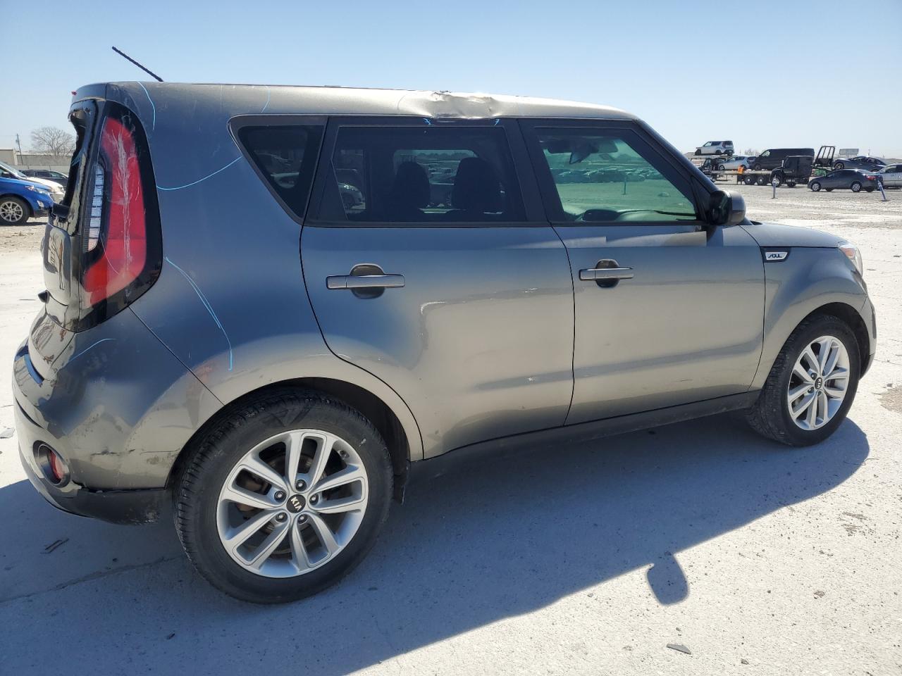 2019 KIA SOUL + - Image 3