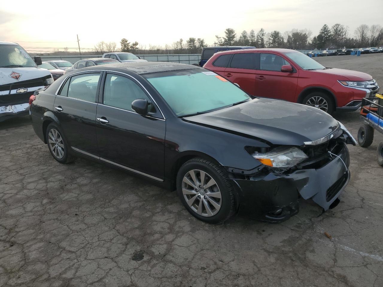 2011 TOYOTA AVALON BAS - Image 4