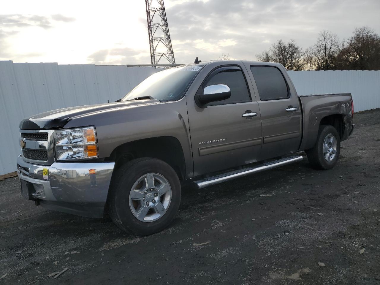2013 CHEVROLET SILVERADO