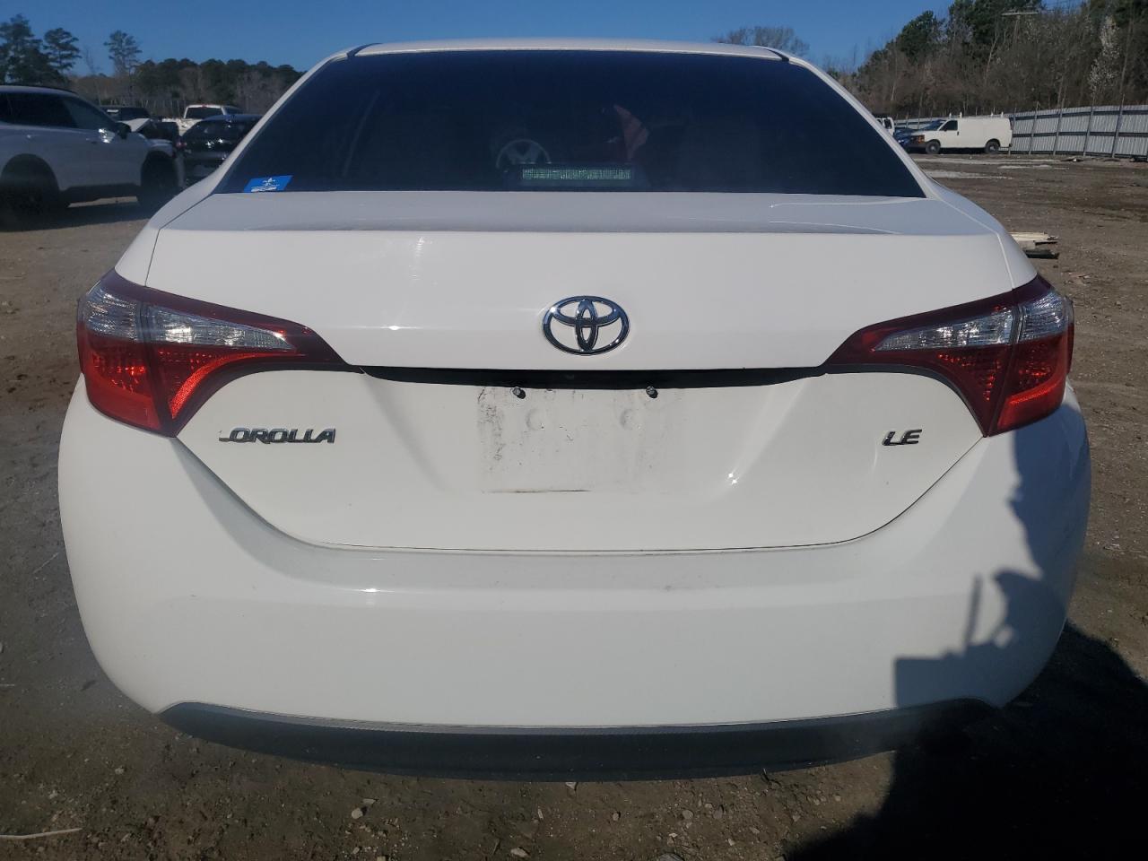 2014 TOYOTA COROLLA L - Image 6