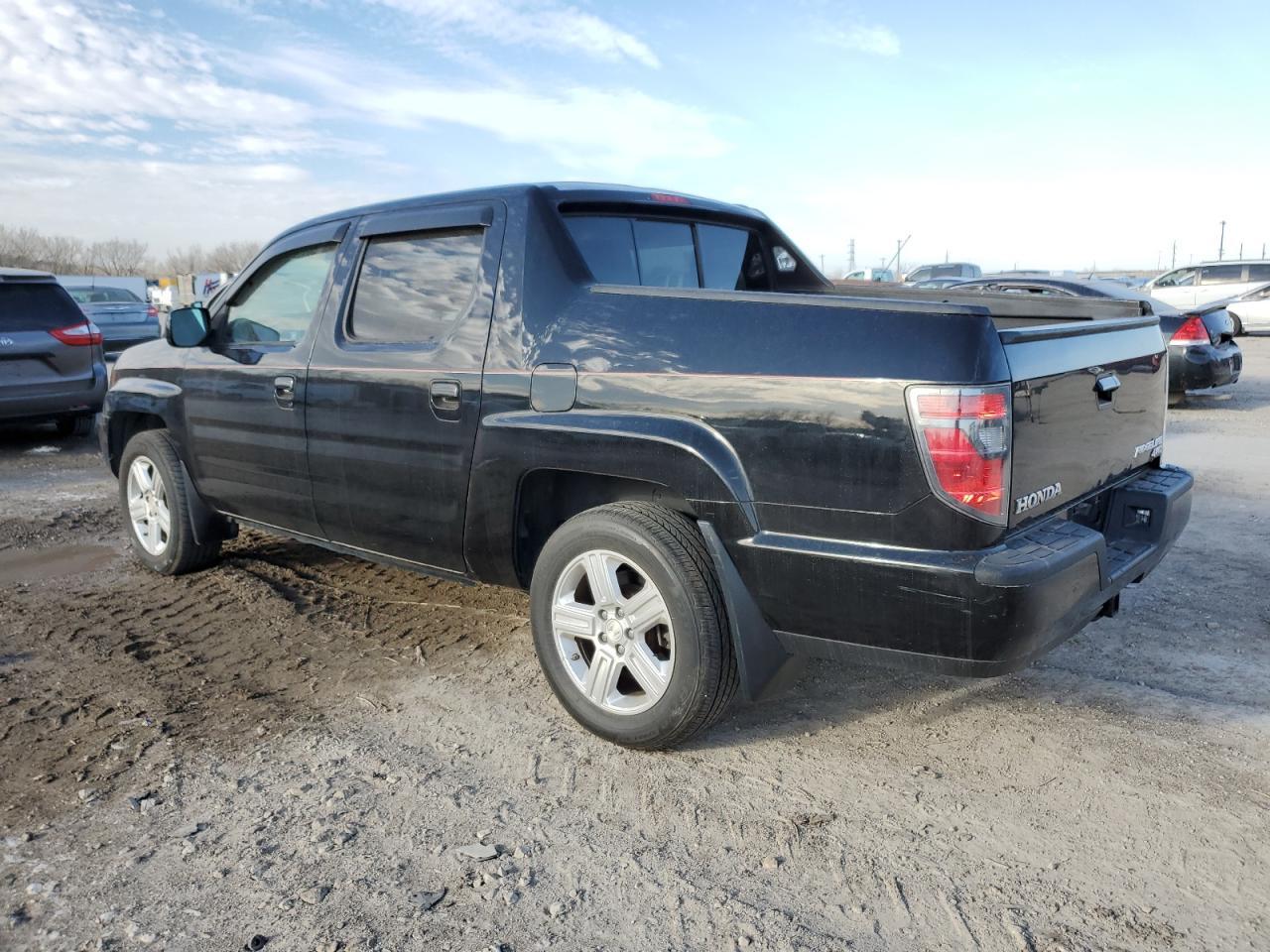 2012 HONDA RIDGELINE - Фото 2
