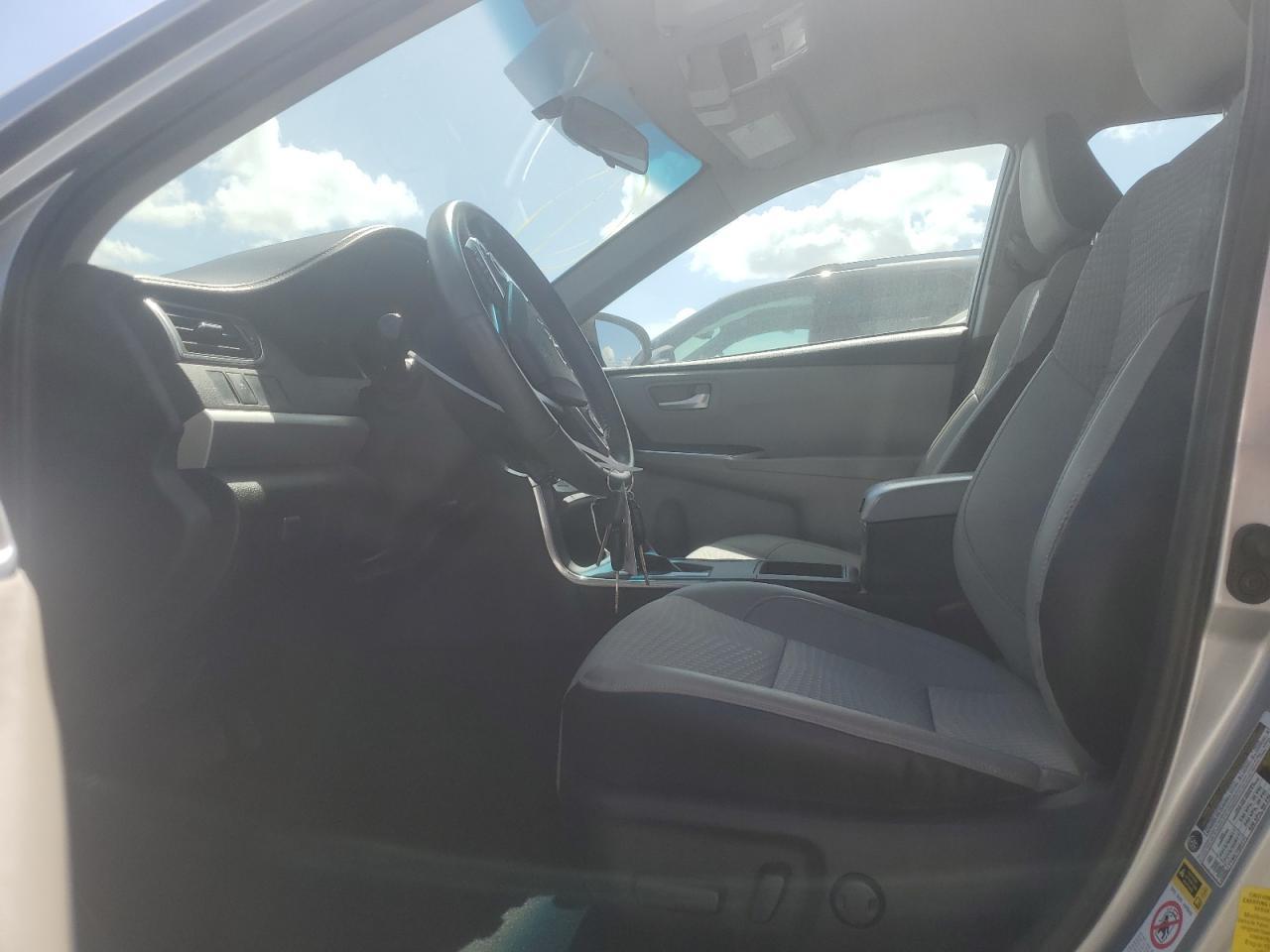 2015 TOYOTA CAMRY LE - Фото 7