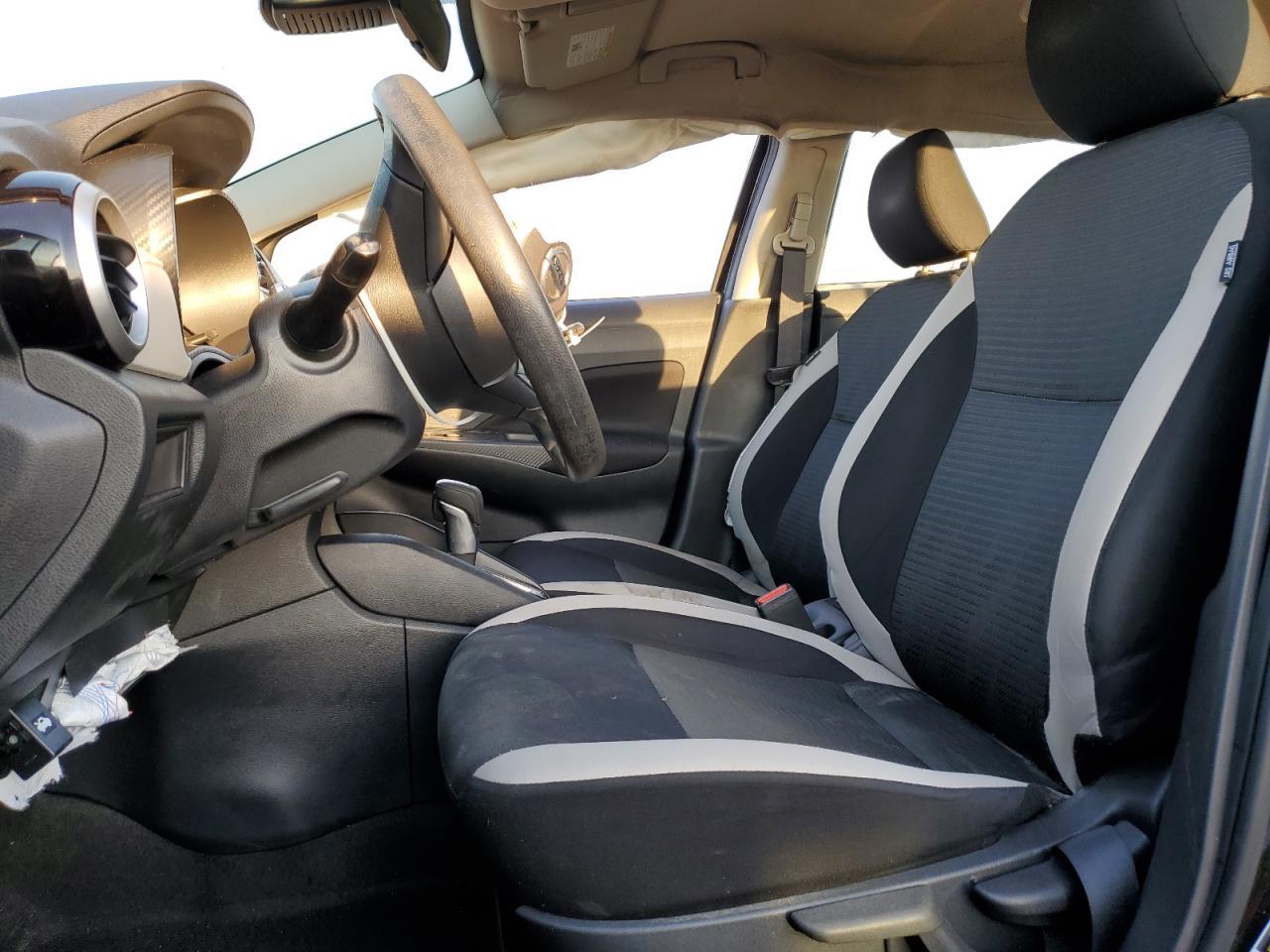2021 NISSAN VERSA SV - Фото 7