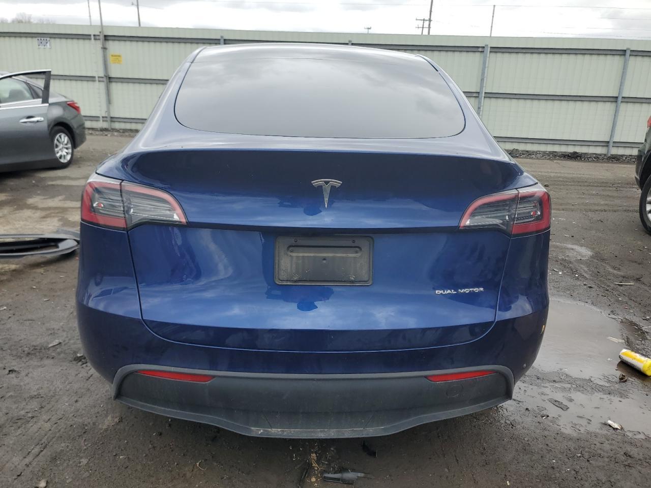2023 TESLA MODEL Y - Фото 6