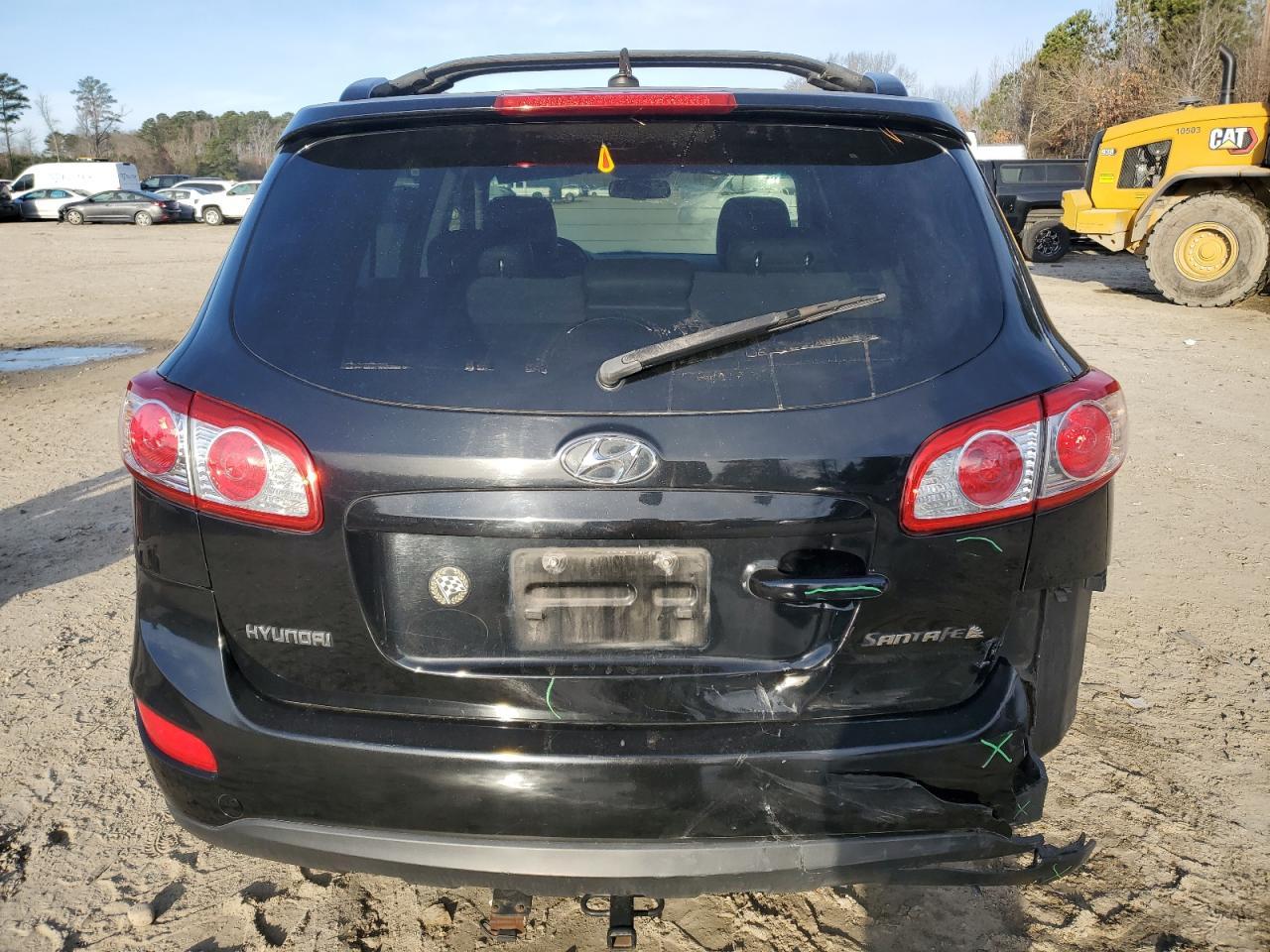 2011 HYUNDAI SANTA FE S - Image 6