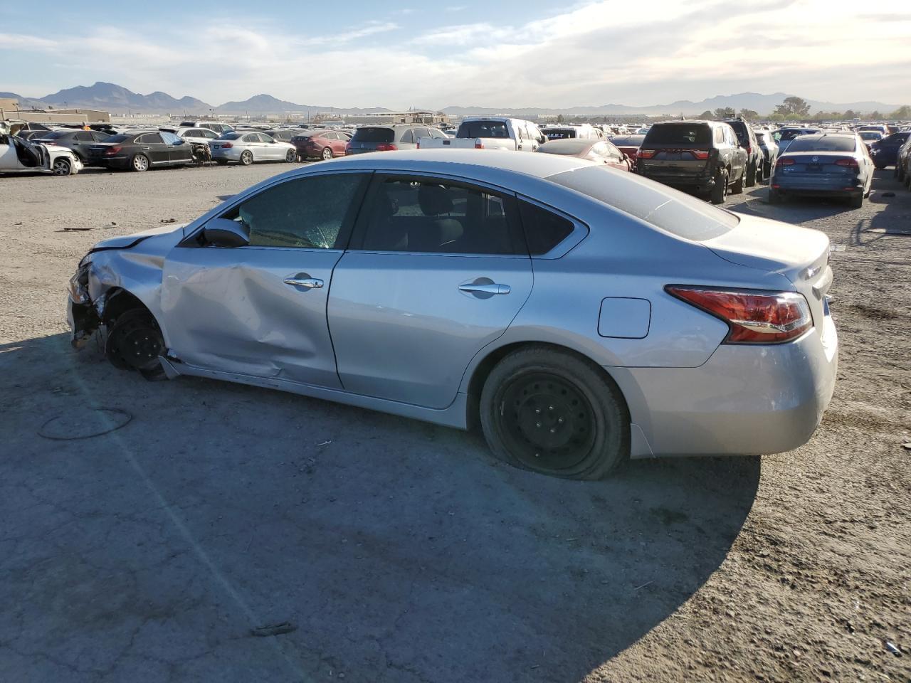 2015 NISSAN ALTIMA 2.5 - Фото 2