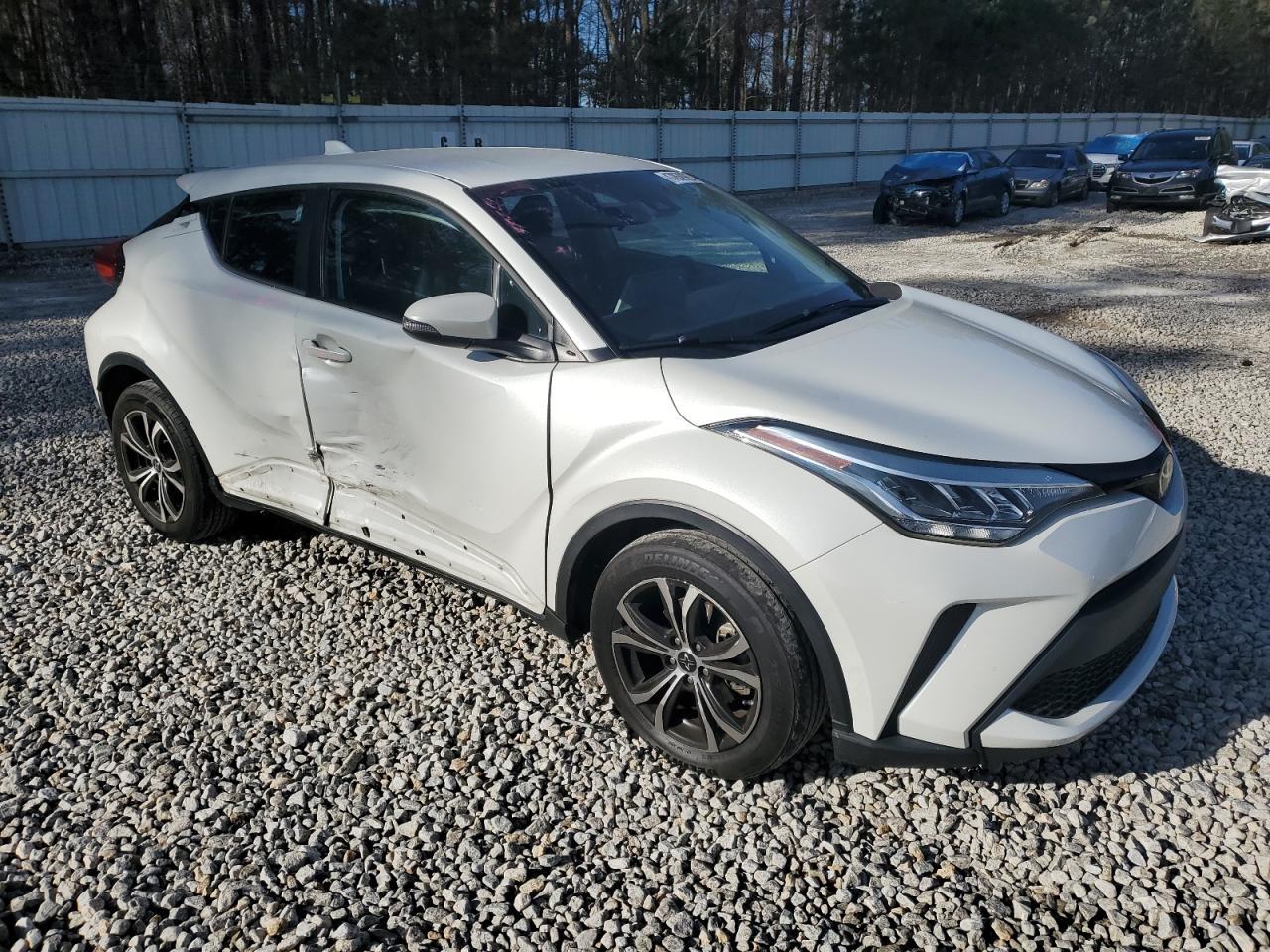 2021 TOYOTA C-HR XLE - Фото 4