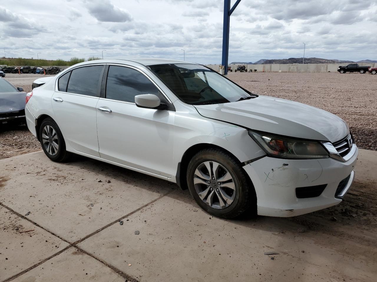 2014 HONDA ACCORD LX - Image 4