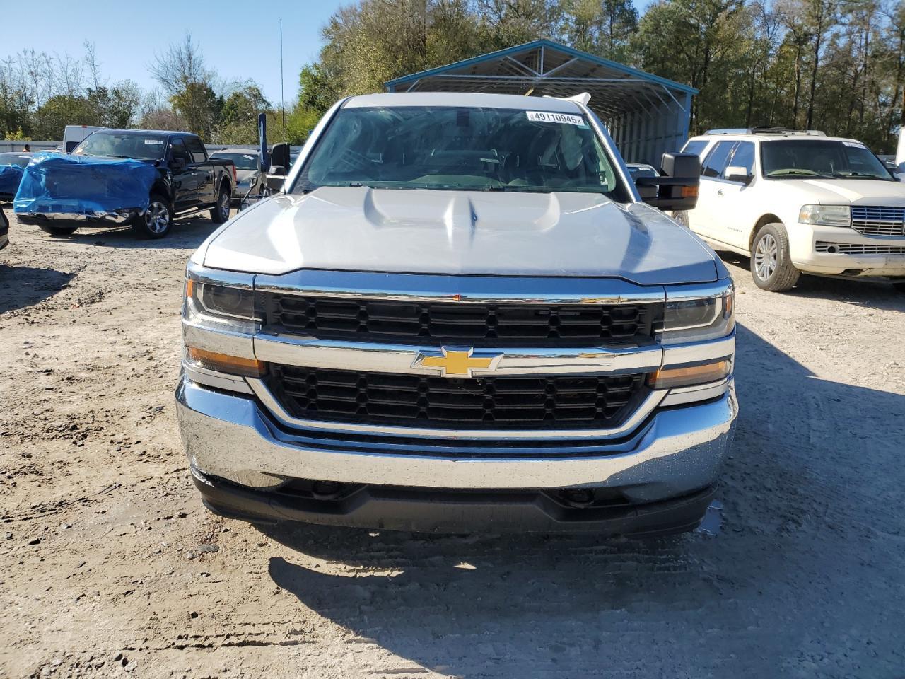 2018 CHEVROLET SILVERADO - Фото 5