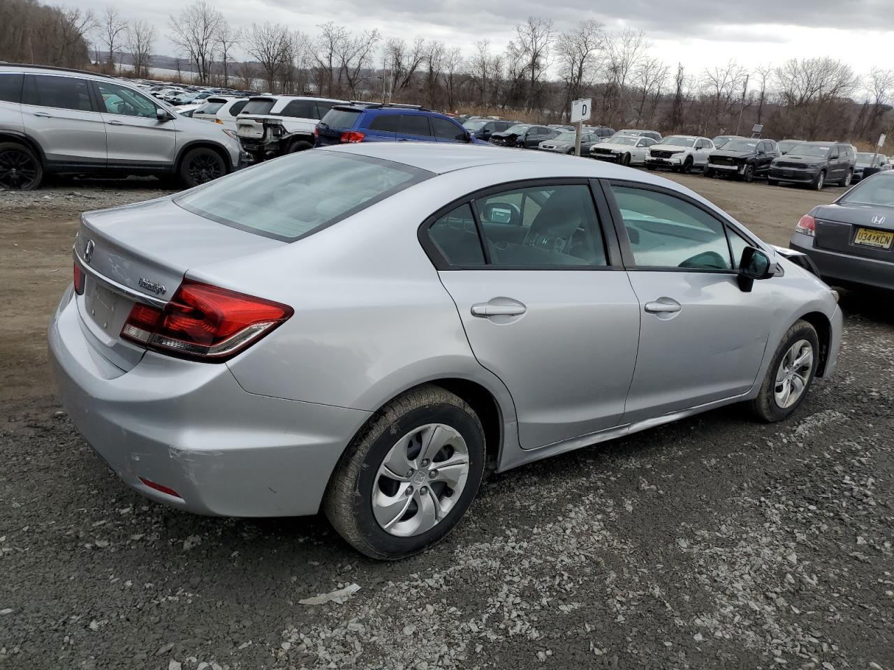 2015 HONDA CIVIC LX - Фото 3