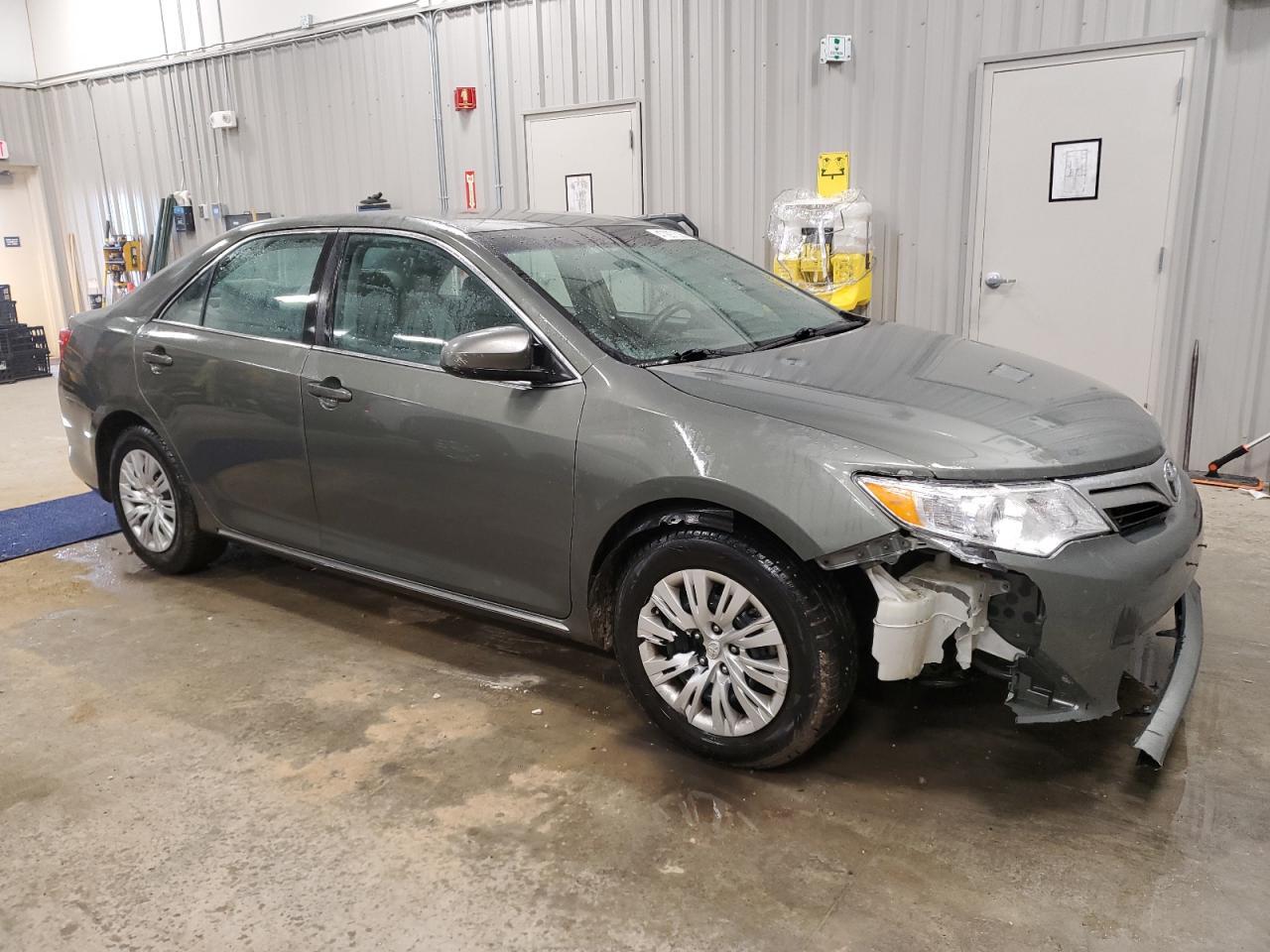 2013 TOYOTA CAMRY L - Image 4